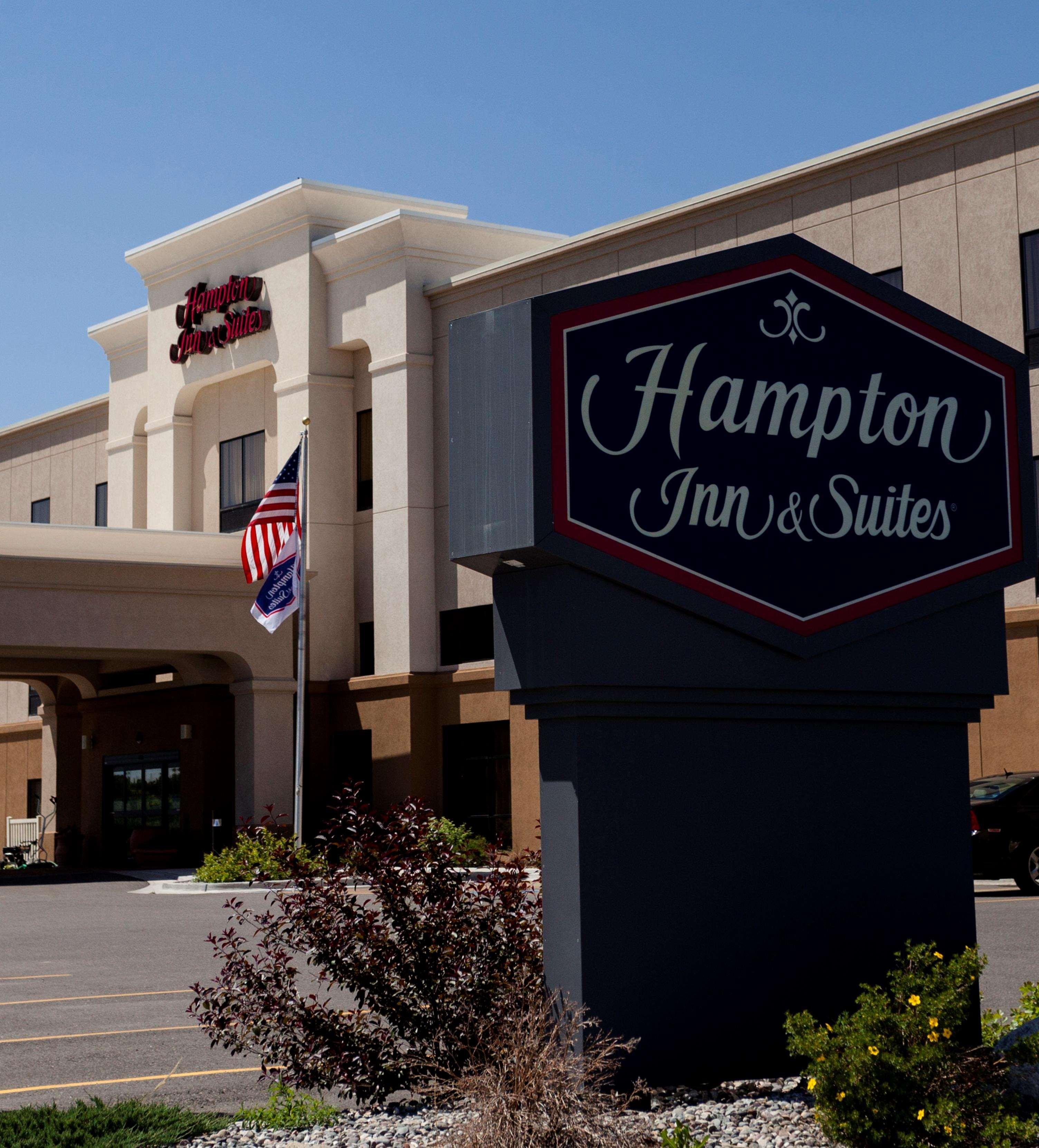 Hampton & Hotel 3*